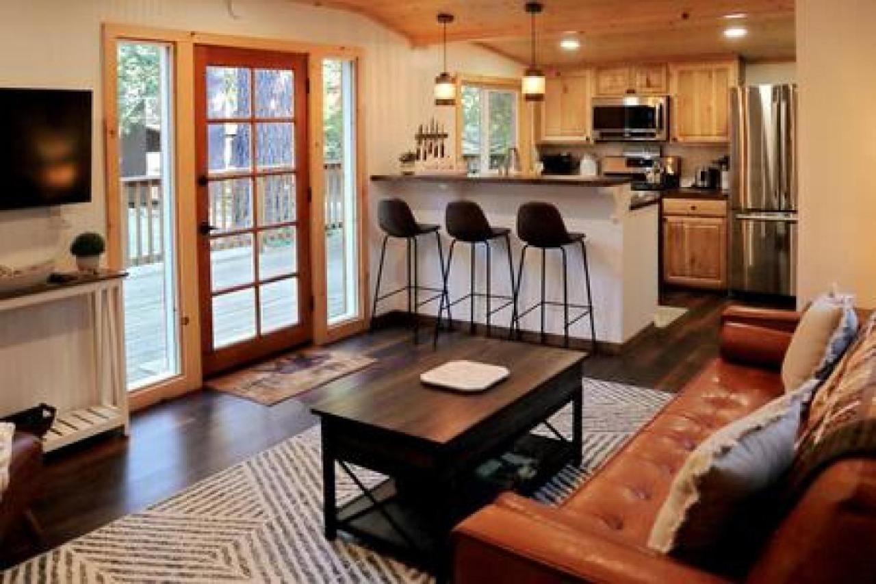Villa La Petite - Charming In Town Idyllwild Exterior foto